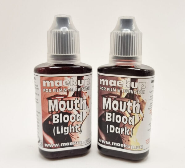 MAEKUP Mouth Blood
